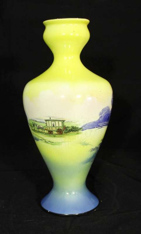 BOW - decorated vase