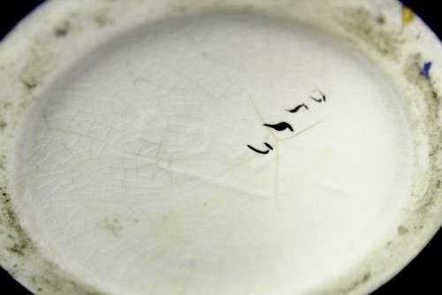 BOW - decorated vase