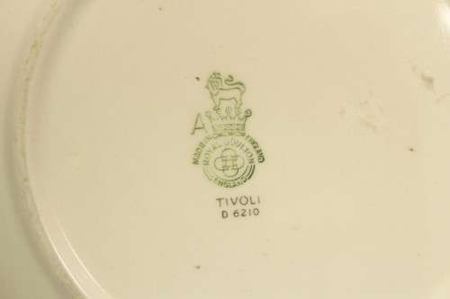 Royal Doulton - Tivoli  D6210 tureen