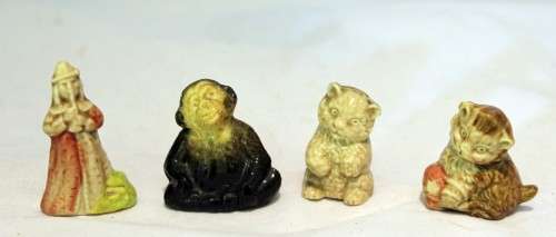Wade figurines - 4 pieces - A beautiful set!!