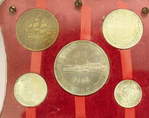 Framed coin set - 1960's - Stunning!! - Bid Now!!!