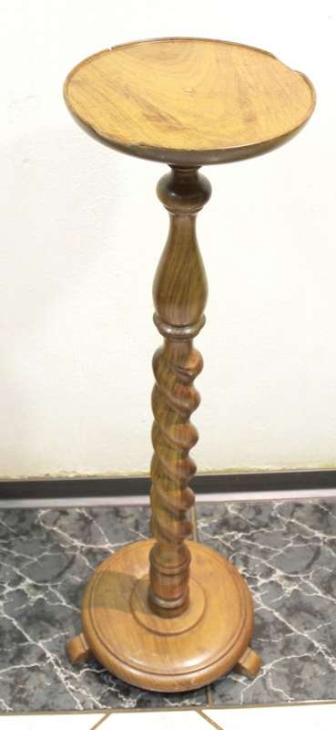 Tall palm stand - barley twist