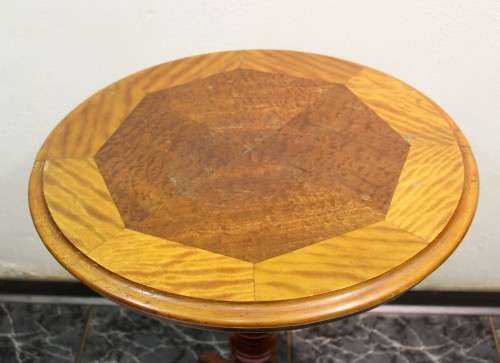 Occasional table