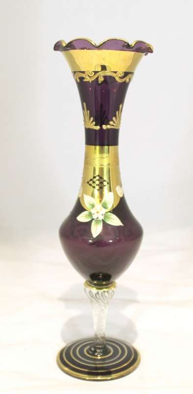 Venetian style vase - Purple vase with ornate shape top - A beauty!! - Low price!! - Bid Now!!!