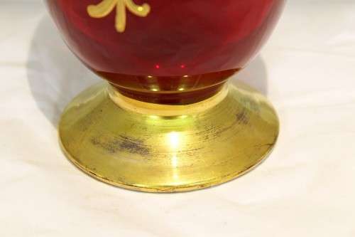 Venetian style decanter jug!! - Very tall in red - Magnificent! - Low price!! - Bid Now!!!