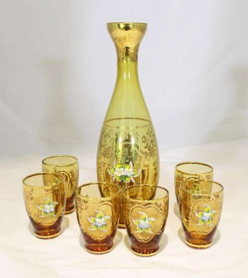 Venetian style decanter set!! Yellow with 6 shot glasses