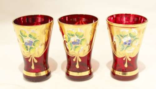 Venetian style - Red shooter glasses - A beautiful 3 piece set! - Low price!! - Bid Now!