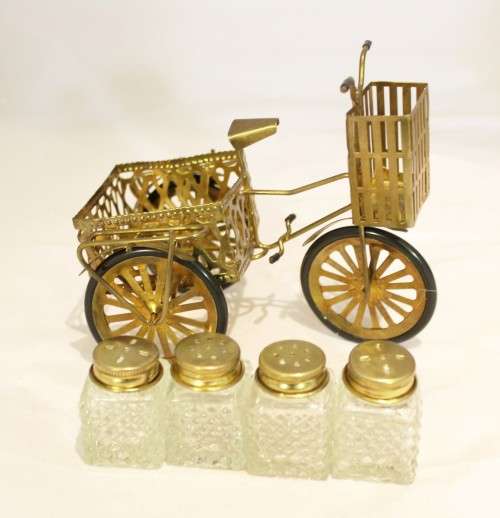 Salt & Pepper sets on a delivery bike - A stunner! - A beauty at a low price, bid now