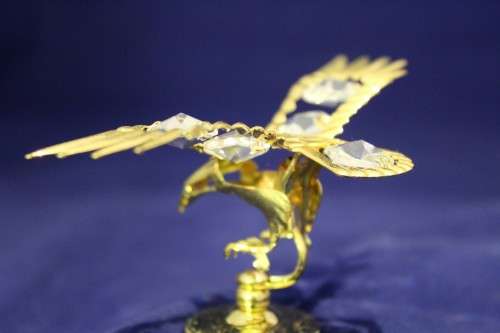 Eagle on stand with crystal look embellishments - A beautiful treasure!! Low price! Bid now!!