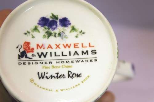 Maxwell & Williams - Winter Rose mug - A beauty! - Bid Now!!!