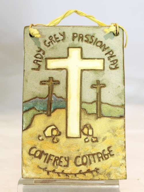 Tile - Lady Grey - passion play - comfrey cottage