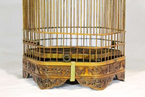 Bird cage - Ornate bamboo with carved relief - A stunning piece!! - Bid Now!!!