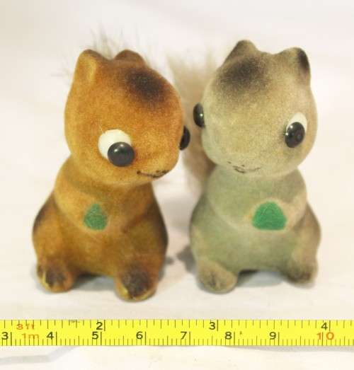 Pair of fluffy squirrels - Hong Kong - Beautiful! - Low price!! - Bid Now!!