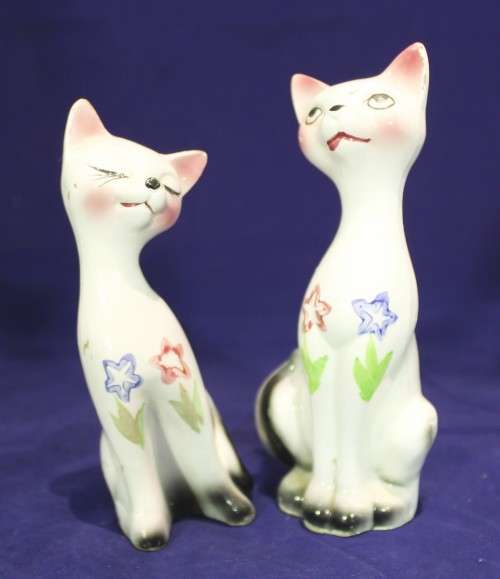 Cats salt and pepper set - Beautiful! - Bid Now!!!