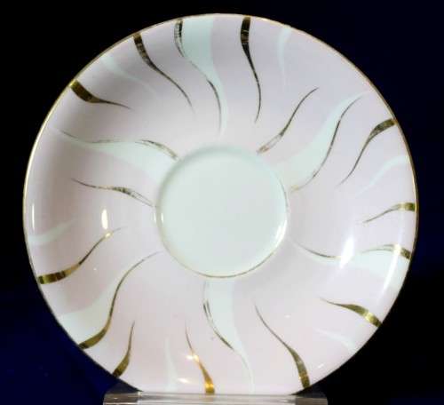 Royal Standard - Harlequin pink - saucer
