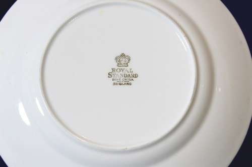 Royal Standard - Harlequin yellow side plate