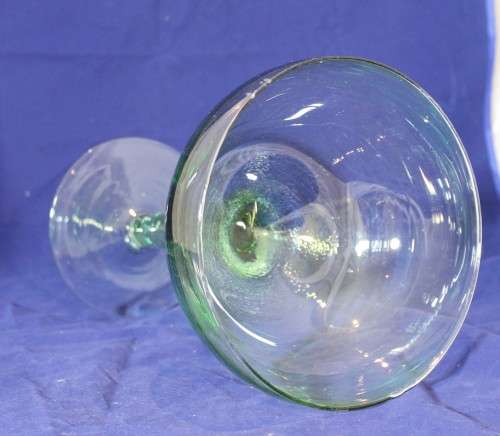 Stem glass bowl