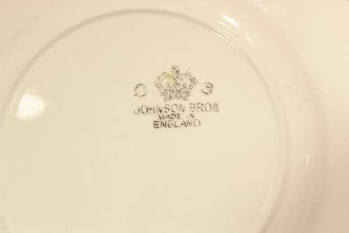 Johnson Bros. - Side plate - Beautiful!! - Low price! - Bid now!!