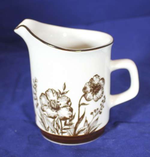 Design four - 700 Indian summer - milk jug