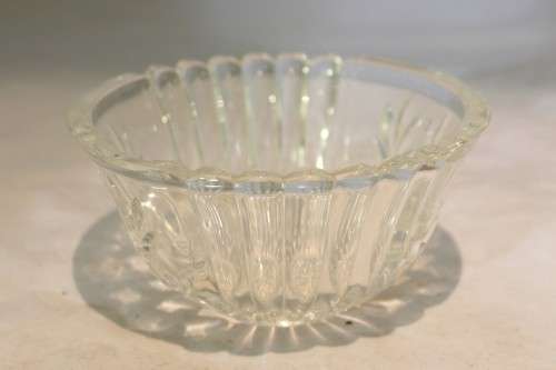 Glass sweet bowl
