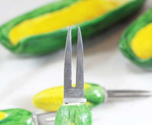 Corn on the cob - Condiment set - Most unusual! - Beautiful!! - Low Price - Bid Now!!