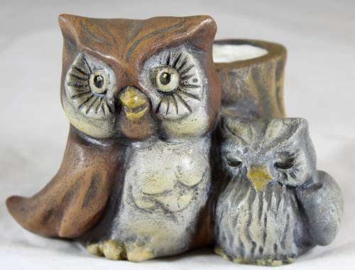 Mother owl with chick toothpick holder