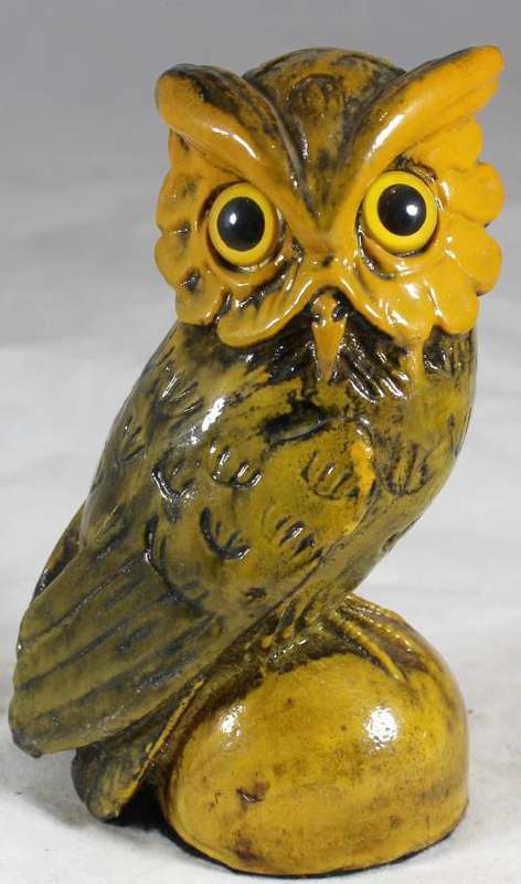 Stoneworks JHB - brown owl on a round pedestal