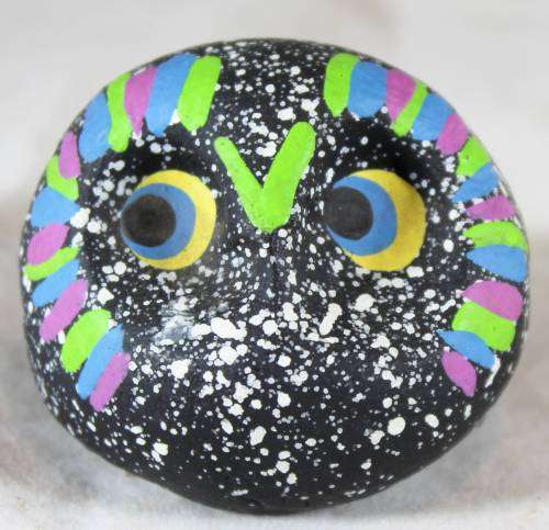 Small multi-color owl face