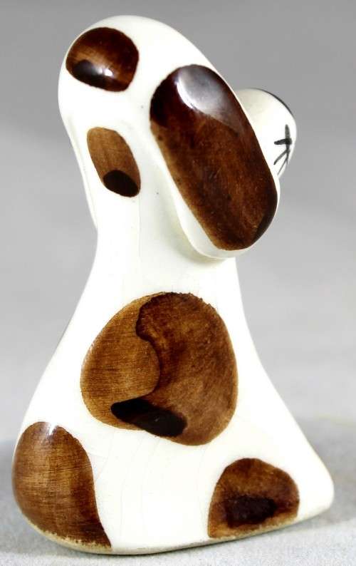 Philip Laureston - seated basset hound