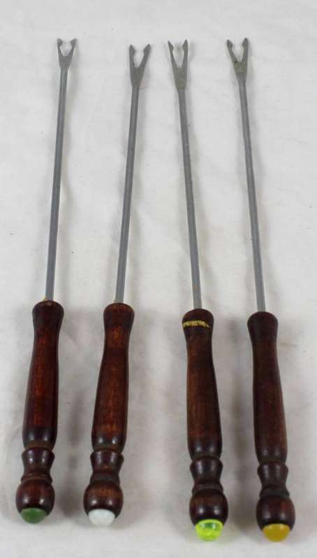 Four fondue sticks