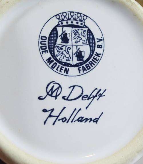 Delft - Holland - Condiment Set In a Basket - Gorgeous!! - Bid Now!