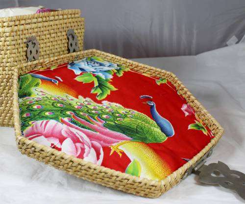 VINTAGE ZHONGGUO JINGDEZHEN - Oriental tea set in Basket - Beautiful!!