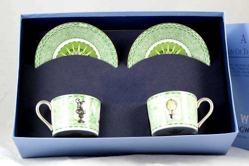 Wedgwood - A Celebration of the Millennium - Pair of Duos - Green - Bid Now!