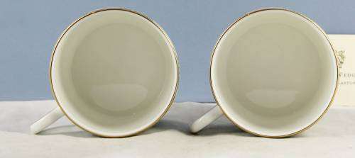 Wedgwood - A celebration of the millennium - pair of blue duos