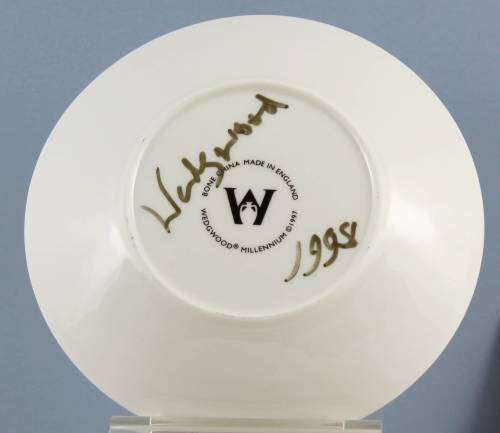 Wedgwood - A celebration of the millennium - pair of blue duos