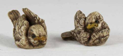 Pair of Birds - Molded - Bid Now!!!