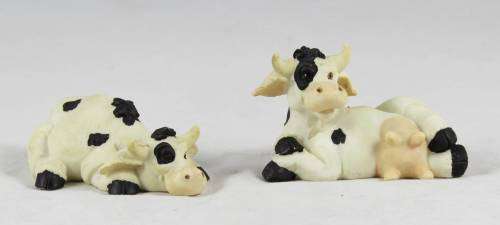 Cows Laying Down - Pair - Bid Now!!!