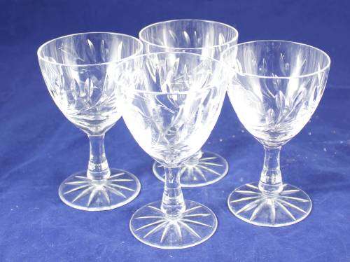 Rose cut - 4 sherry glasses