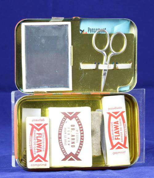 FLAWA - Old Complete Medical Kit