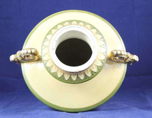 Early 1900 center piece urn