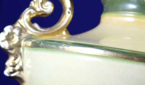 Early 1900 center piece urn