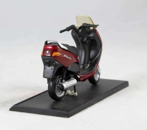 Maisto - Peugeot Elyseo 125