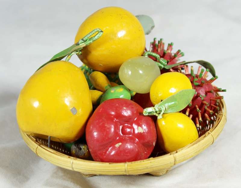 Miniature fruit basket - ceramic