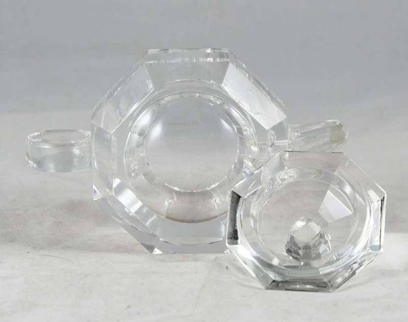 Molded glass tea pot