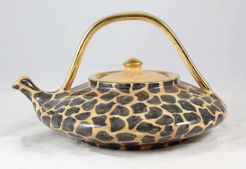 Large novelty tea pot