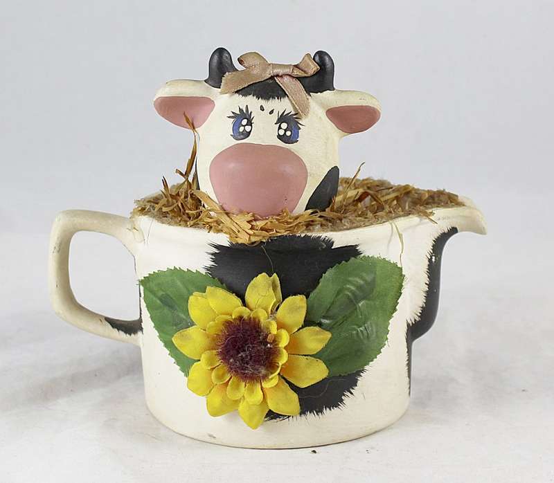 Funky Cow - In A Jug - Bid Now!!!