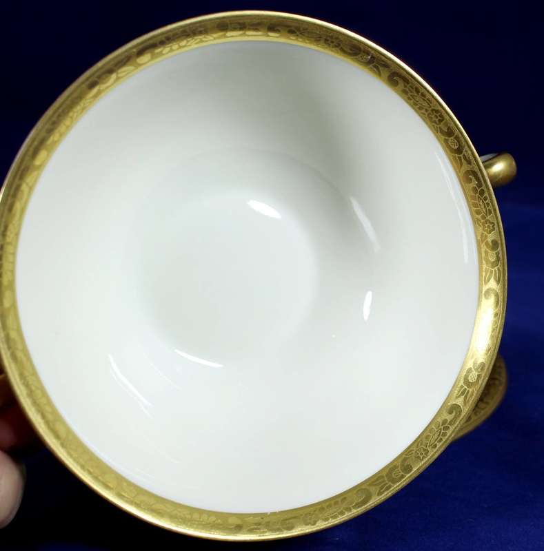 Hutschenreuther - Hohenburg - Margarete series - Soup bowl + saucer - Stunning!! - Bid Now!!!