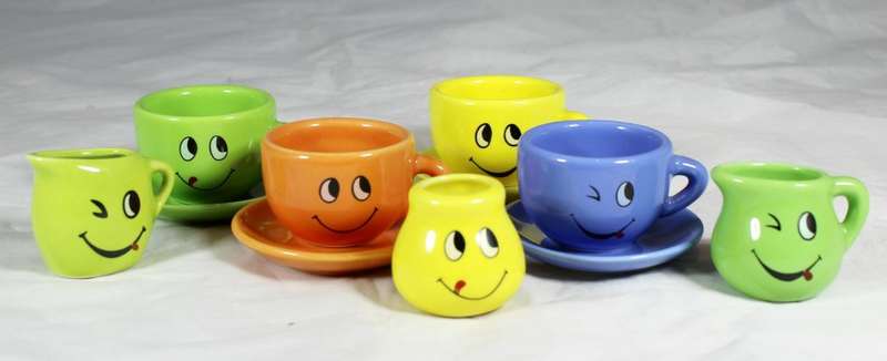 Emoji tea set - Beautiful! - Bid Now!!!