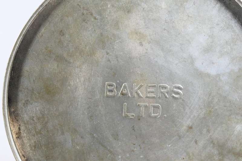 Vintage beacon cake tin - rose motif