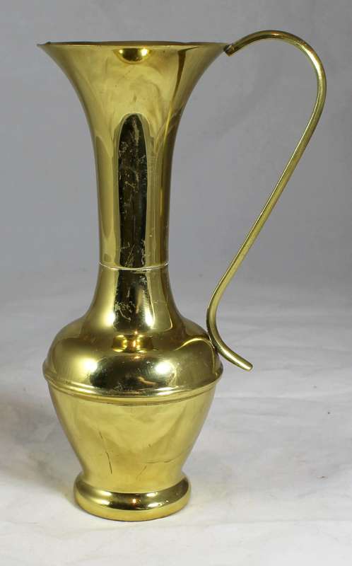 Brass trumpet vessel